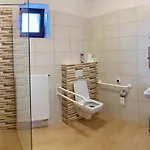 Mezovegi Vendeghaz Kisar