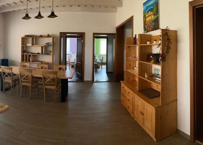 Mezovegi Vendeghaz