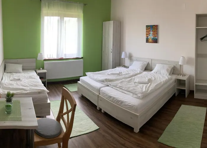 펜션 Mezovegi Vendeghaz *